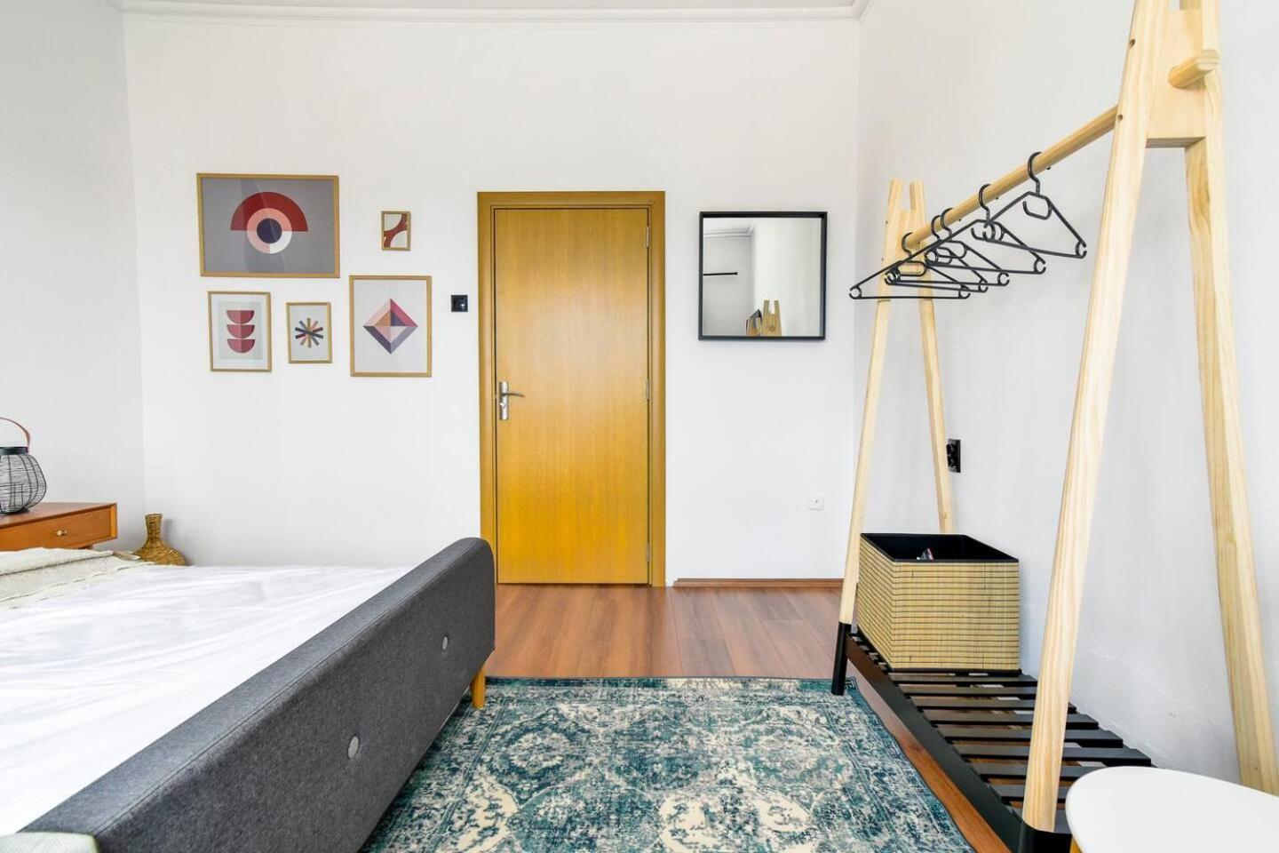 Super Fresh! 3Bdr Apartment In Sofia Center'S Artistic Area Dış mekan fotoğraf
